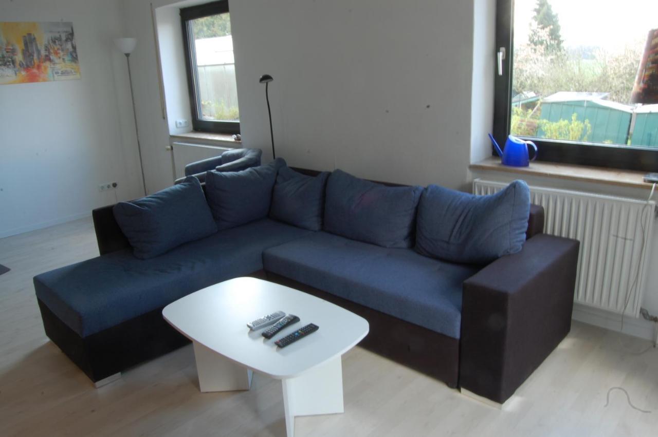 Wohnung Mit Kamin Terrasse Und Grill In Der Naehe Von Nuernberg Burgthann Bagian luar foto